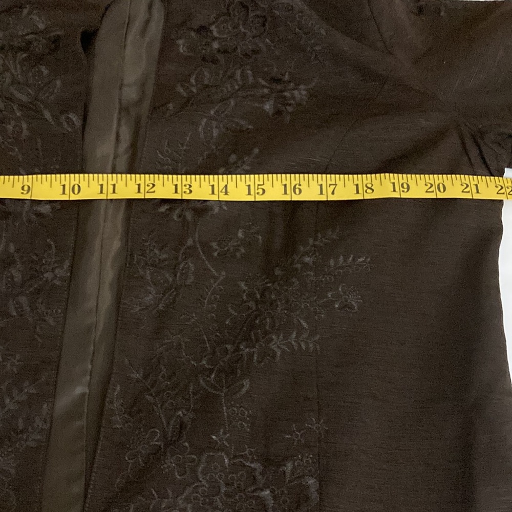 Silk Land brown embroidered lined blazer size 12, Long sleeves, Chinese collar. - Picture 10 of 12